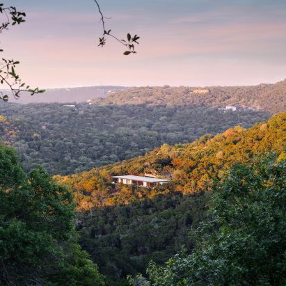 Road Runner Residence by North Arrow Studio