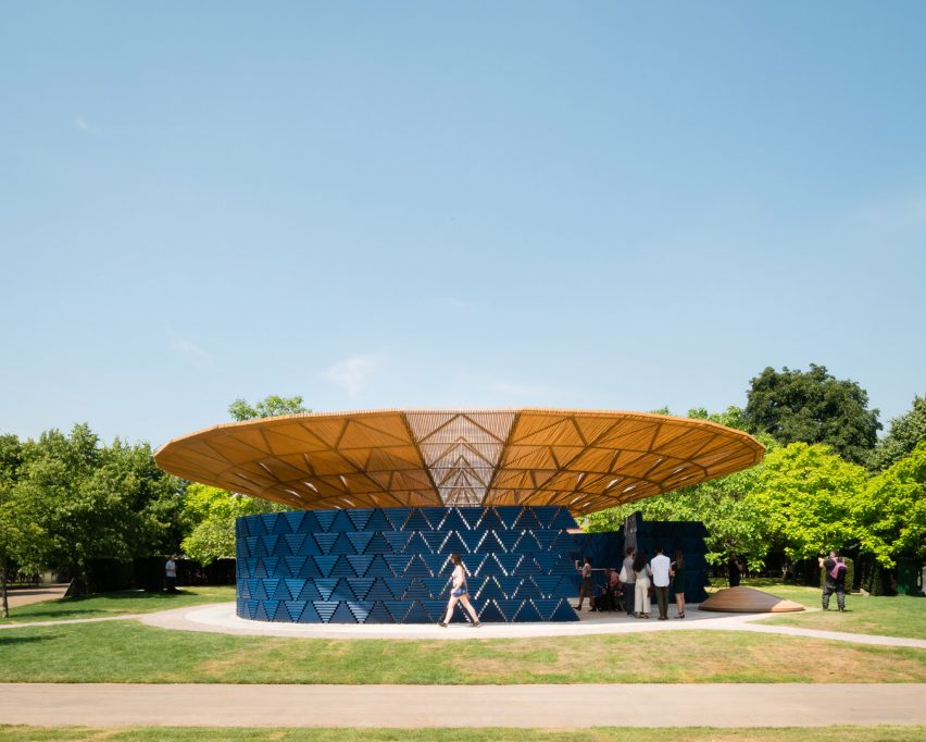 Serpentine Pavilion by Jim Stephenson