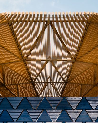 Serpentine Pavilion by Jim Stephenson