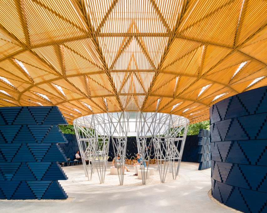 Serpentine Pavilion by Jim Stephenson