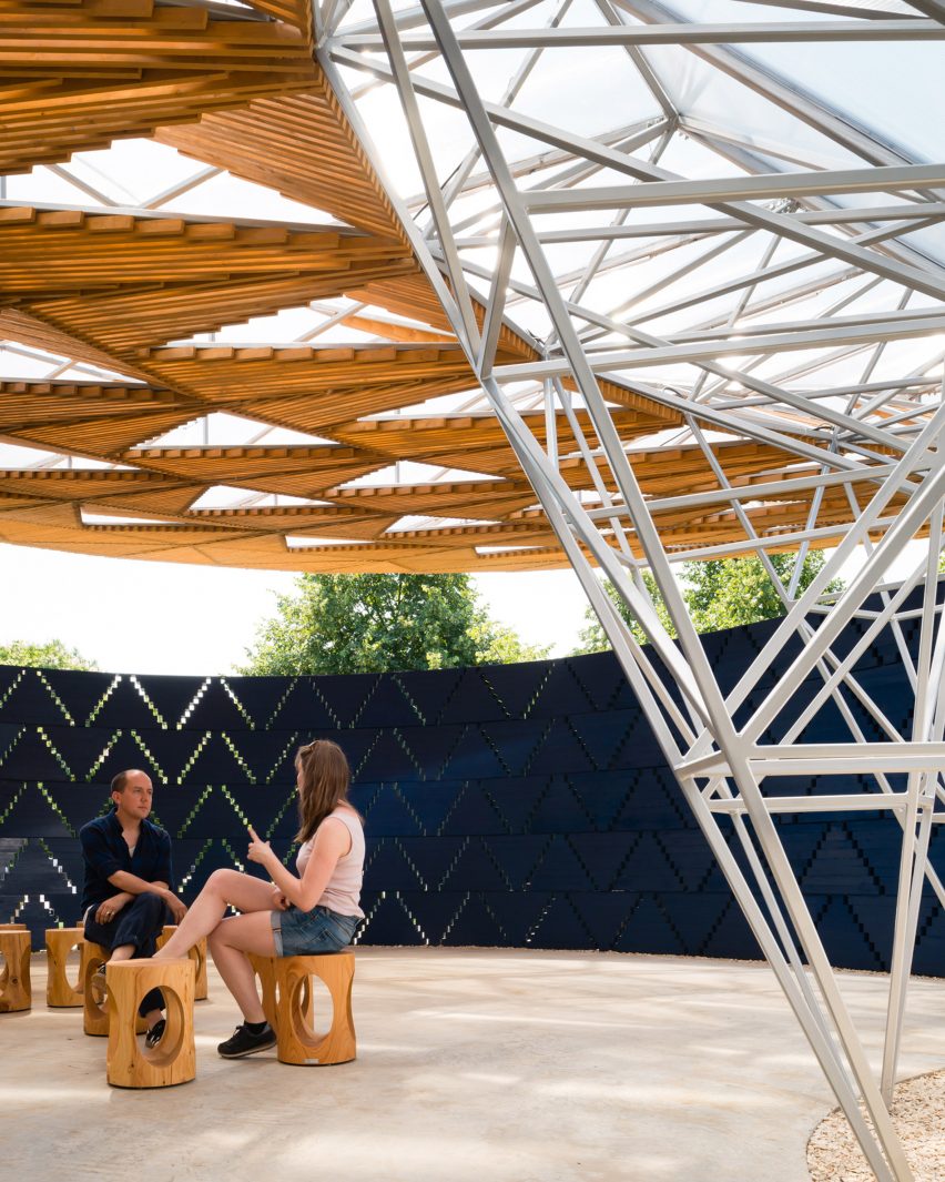 Serpentine Pavilion by Jim Stephenson