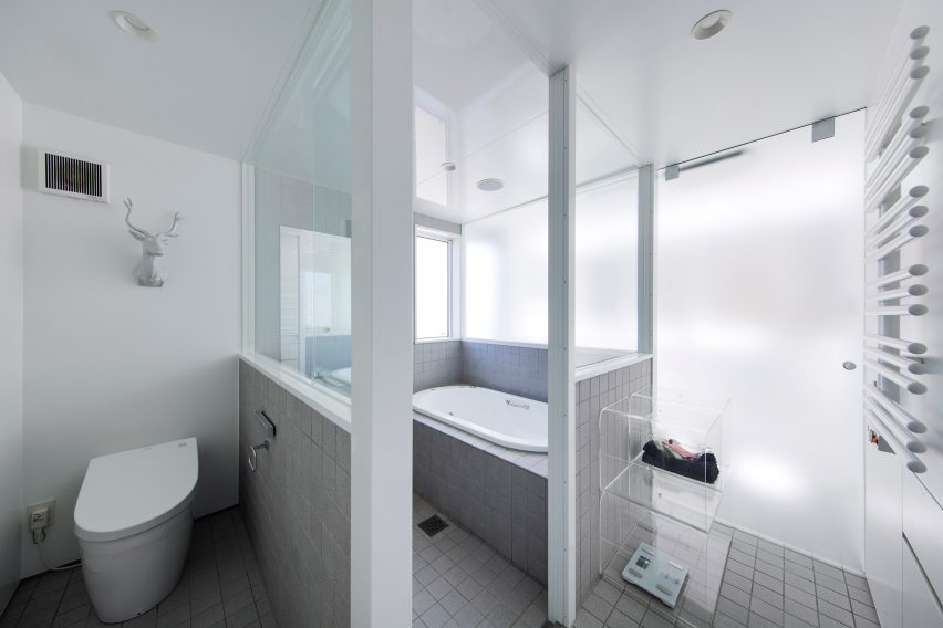 Shinbohon House K by Yuichi Yoshida and associates
