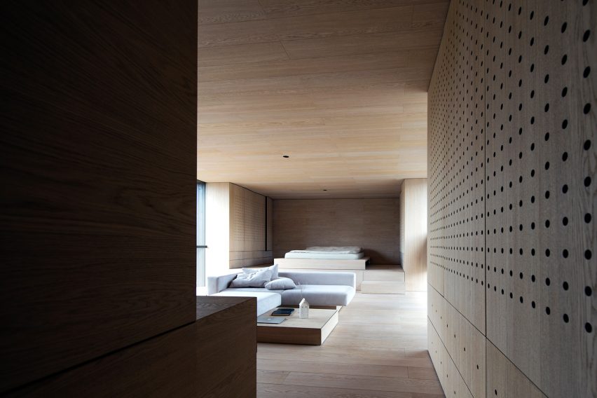 Shoebox House by OFIS Architects