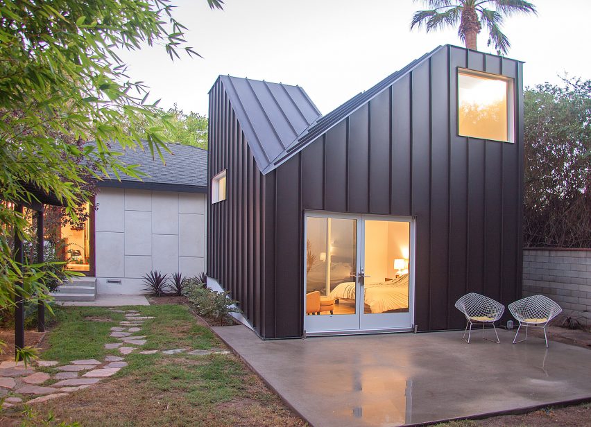Shurkin Residence by Casey Hughes Architects
