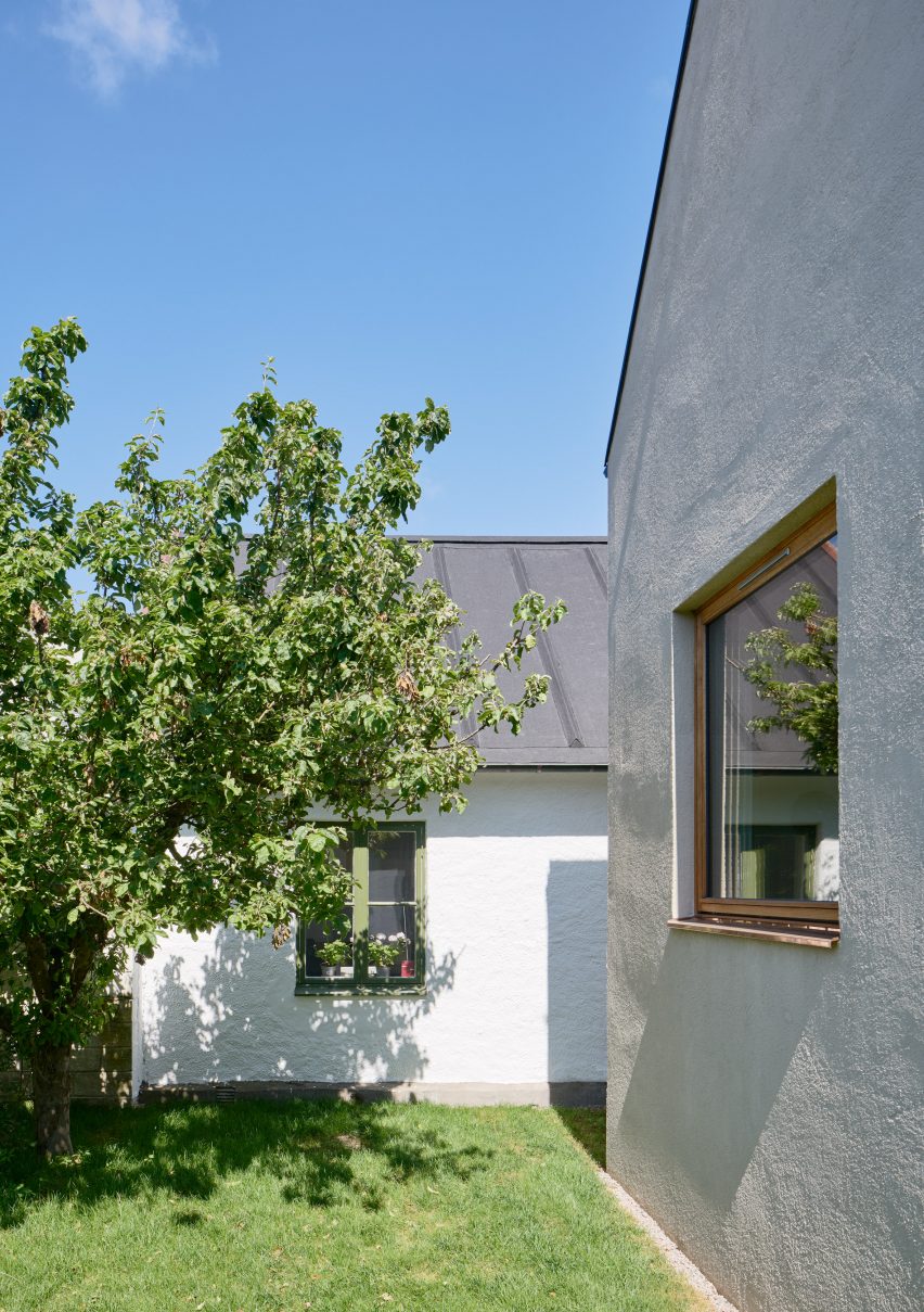 South of Sweden summerhouse by MAKA Arkitektur