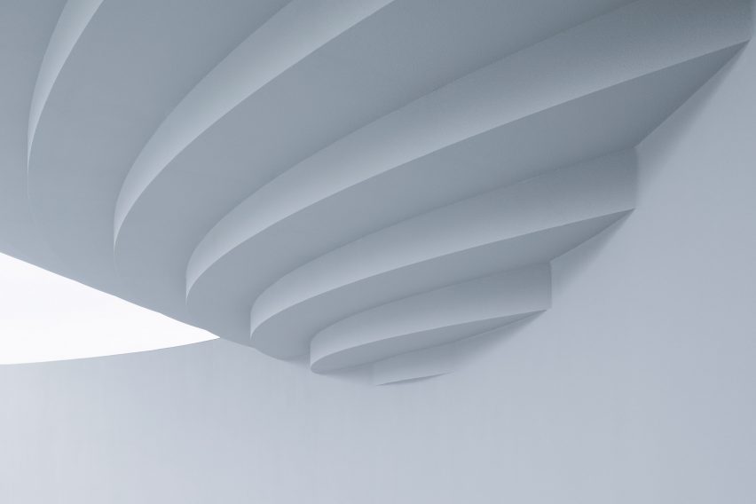 Tenri Station plaza CoFuFun by Nendo