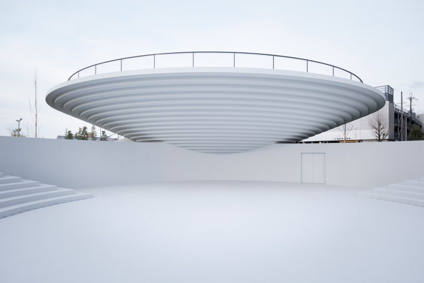 Tenri Station plaza CoFuFun by Nendo
