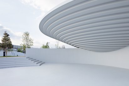 Tenri Station plaza CoFuFun by Nendo