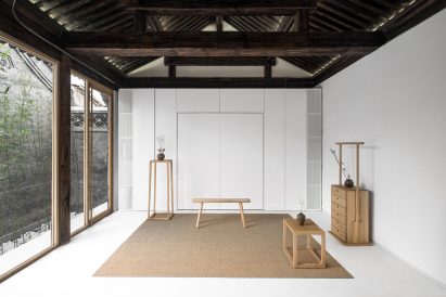 Twisting Courtyard by Arch Studio
