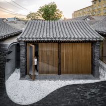 Twisting Courtyard by Arch Studio