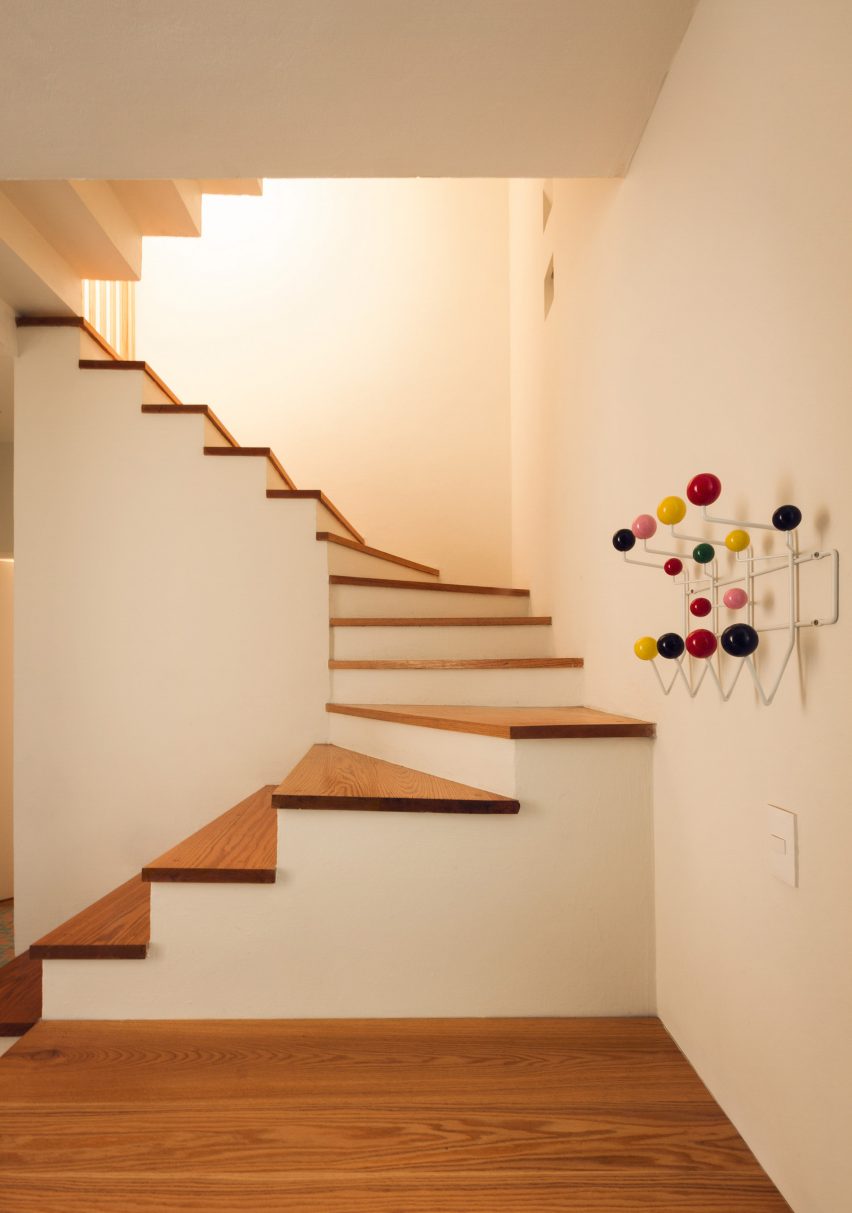 Veramendi House by Andres Stebelski