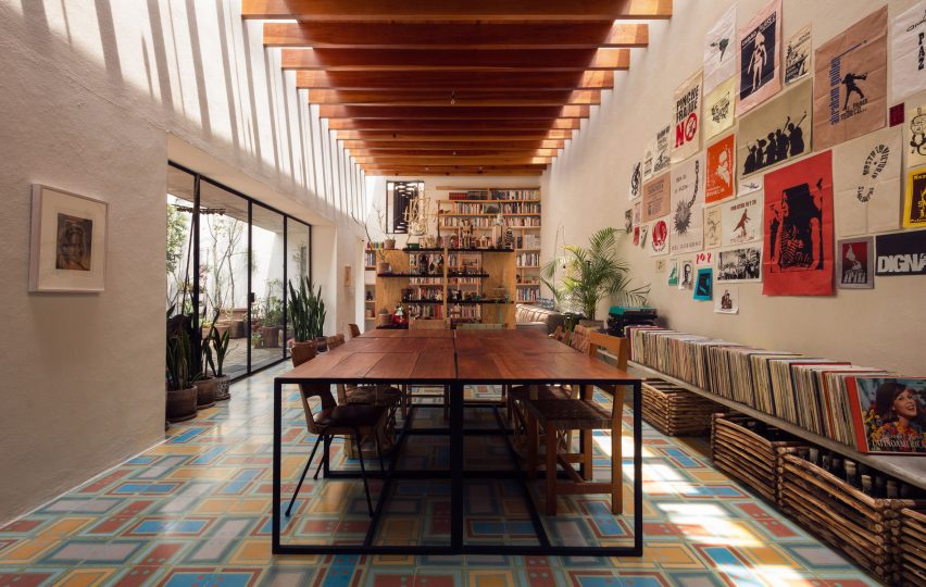 Veramendi House by Andres Stebelski