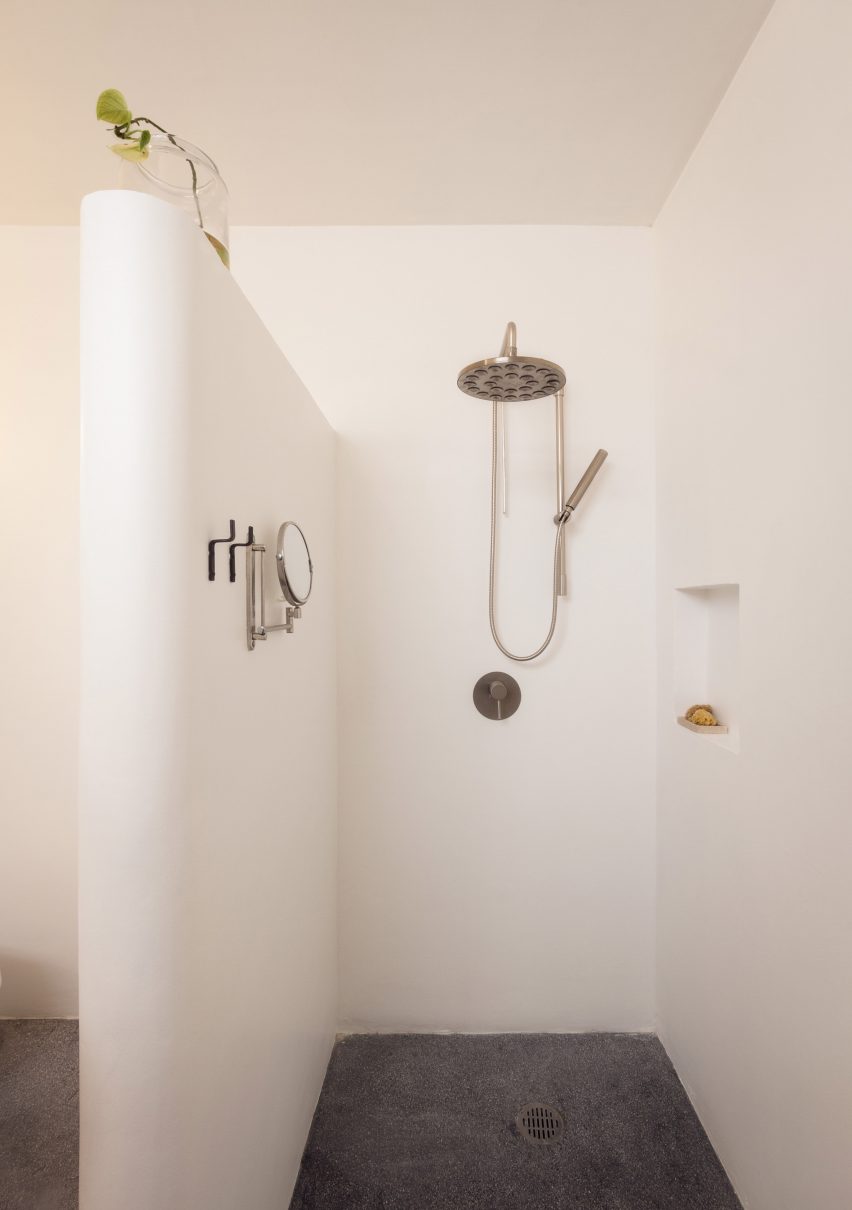 Veramendi House by Andres Stebelski
