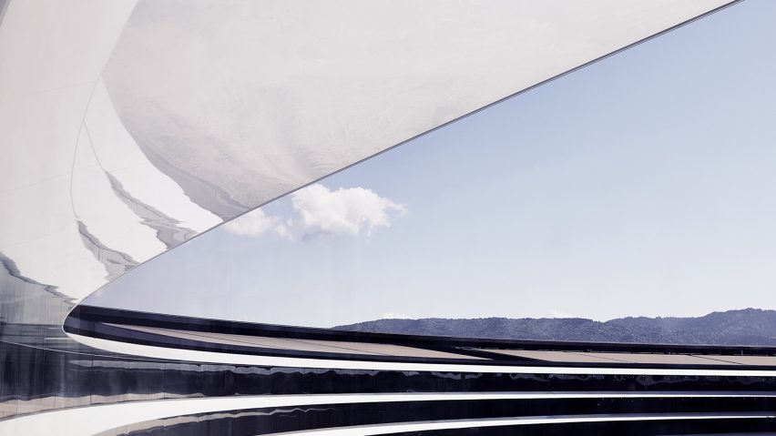 Apple Park by Jonathan Ive