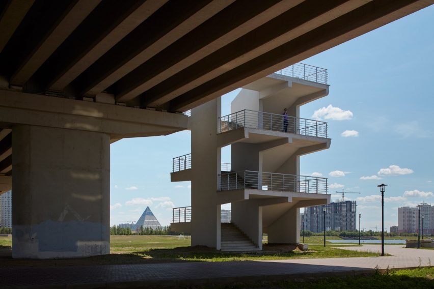 Paul Raftery photographs Astana post-Communism