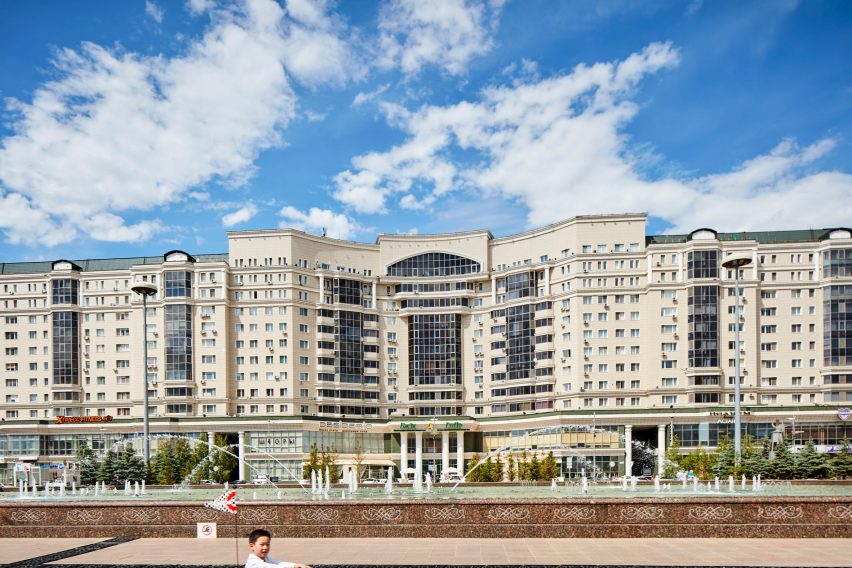 Paul Raftery photographs Astana post-Communism