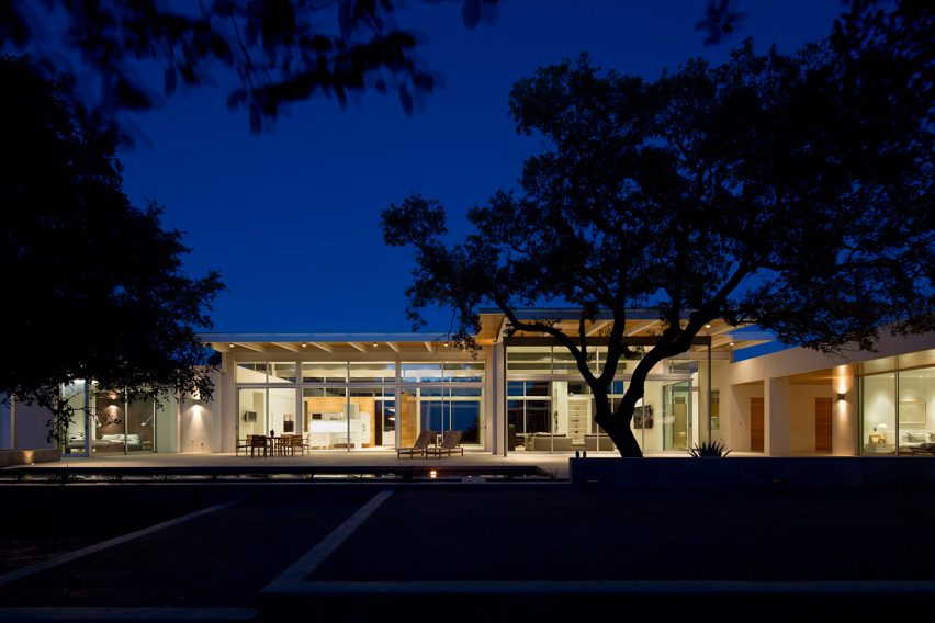 Dick Clark + Associates build Brownwood Residence
