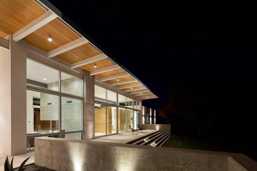 Dick Clark + Associates build Brownwood Residence
