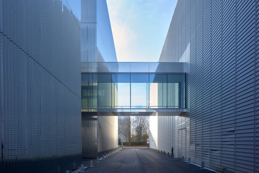 Bussy Saint Georges archive building