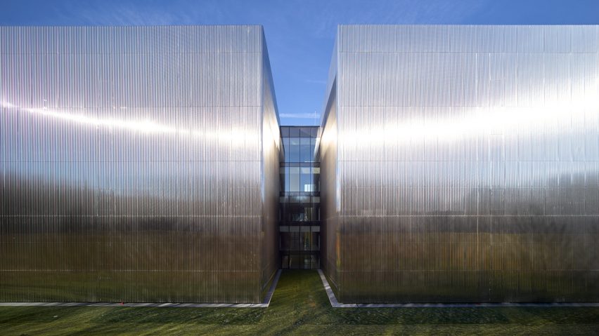 Bussy Saint Georges archive building