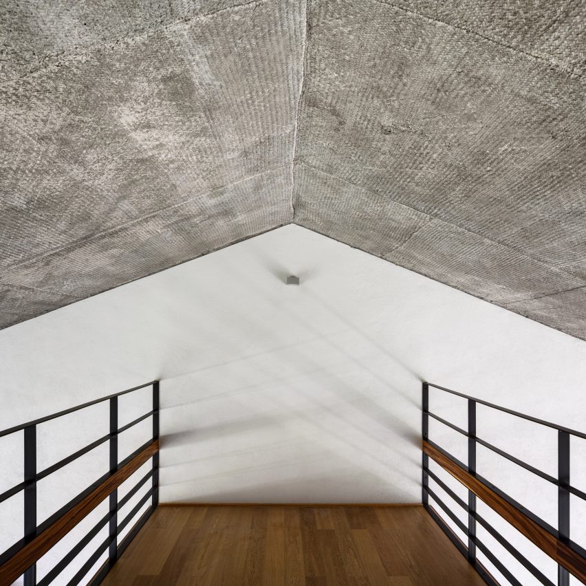 Casa Paraíso by DCPP