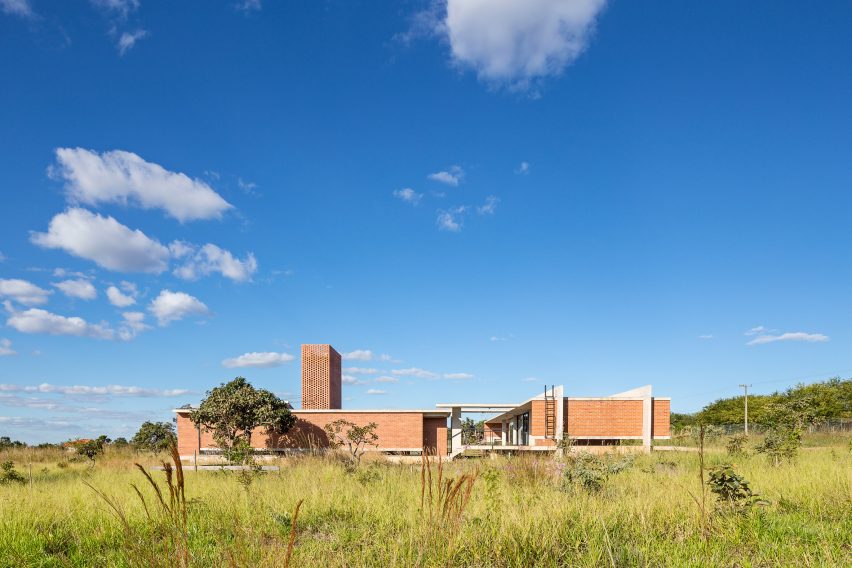 Casa Vila Rica by Bloco Arquitetos