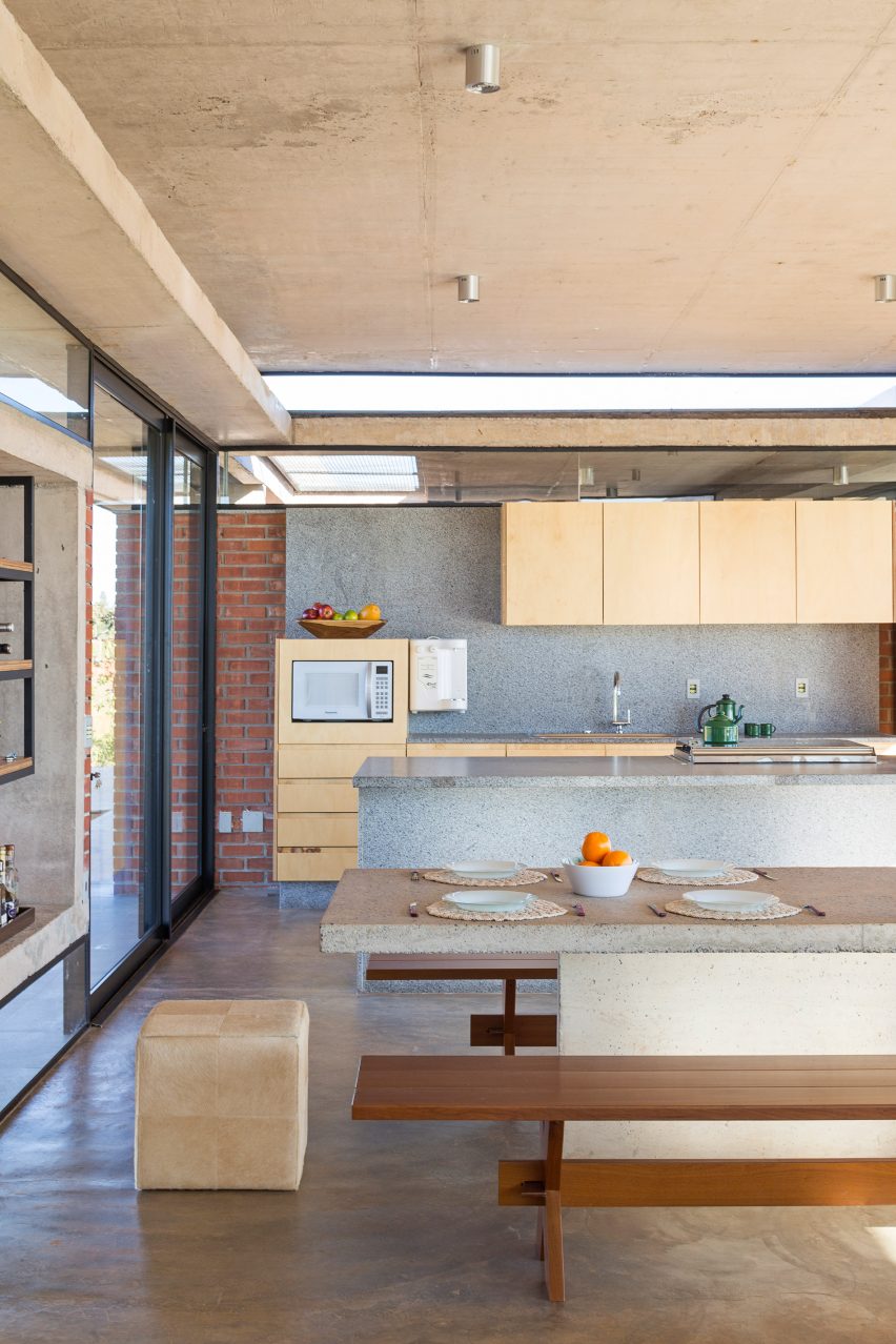 Casa Vila Rica by Bloco Arquitetos