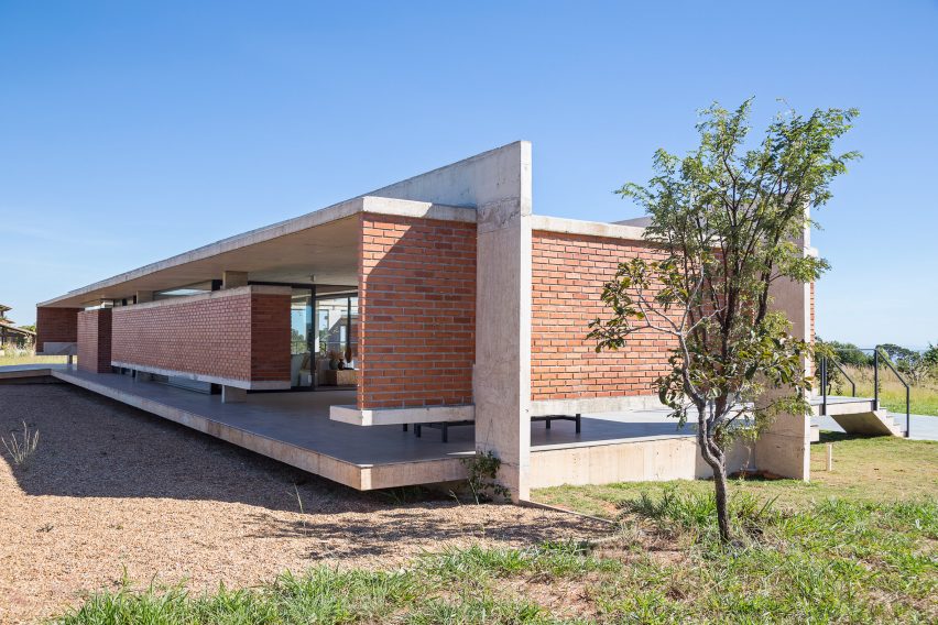 Casa Vila Rica by Bloco Arquitetos