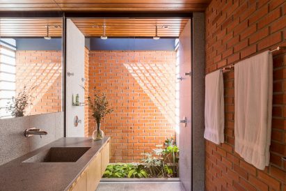 Casa Vila Rica by Bloco Arquitetos