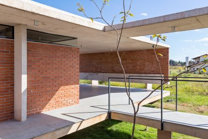 Casa Vila Rica by Bloco Arquitetos