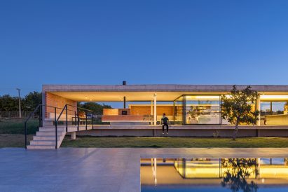 Casa Vila Rica by Bloco Arquitetos