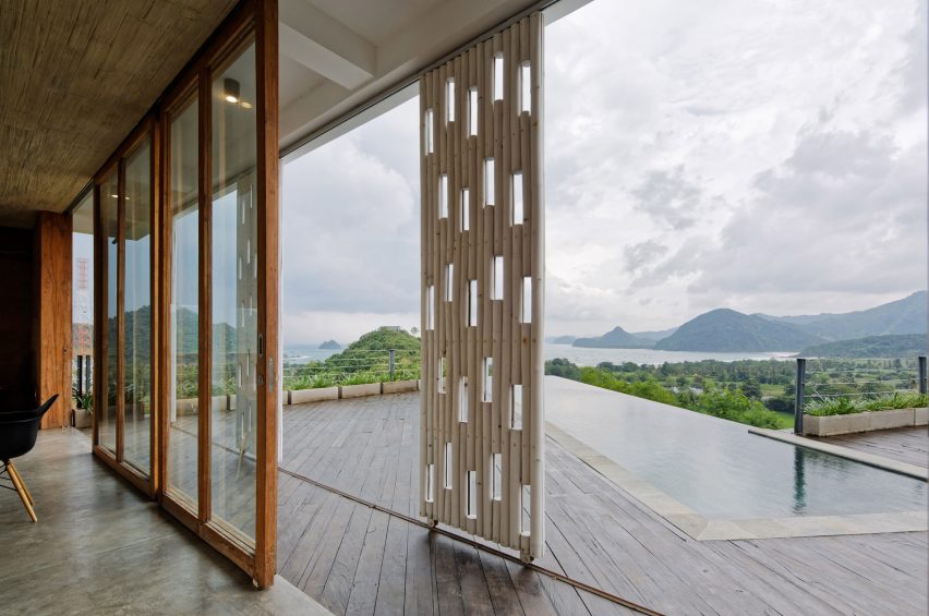 Budi Pradono Architects creates Clay House