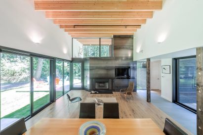 Courtyard House on a River by Robert Hutchison Architecture