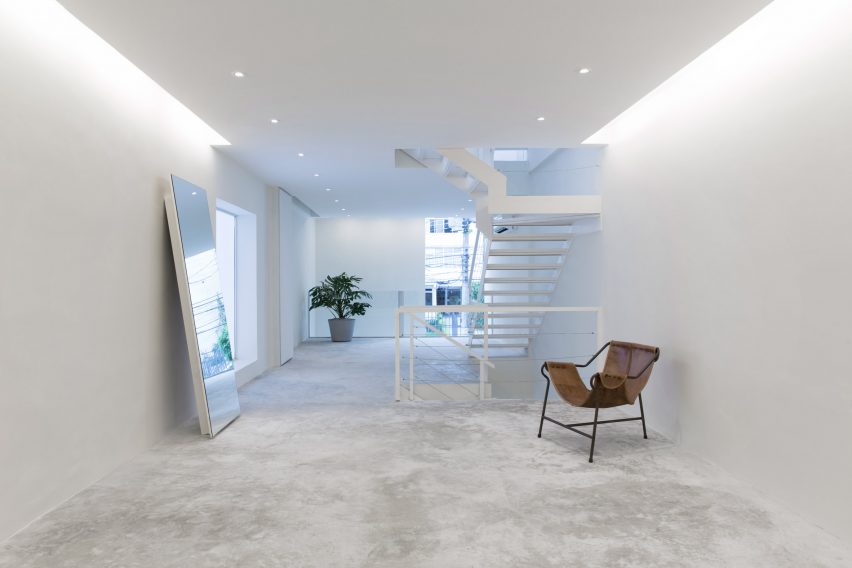 Egrey by MNMA Studio