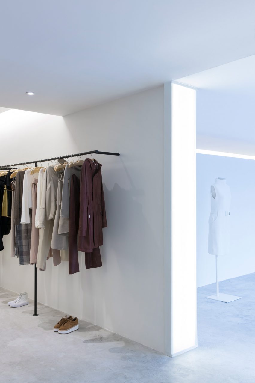 Egrey by MNMA Studio