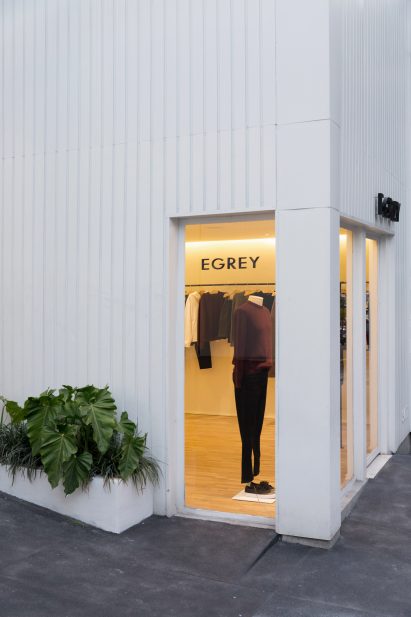Egrey by MNMA Studio