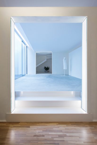 Egrey by MNMA Studio