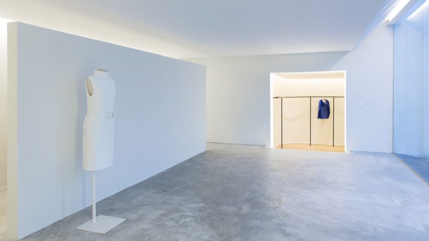 Egrey by MNMA Studio