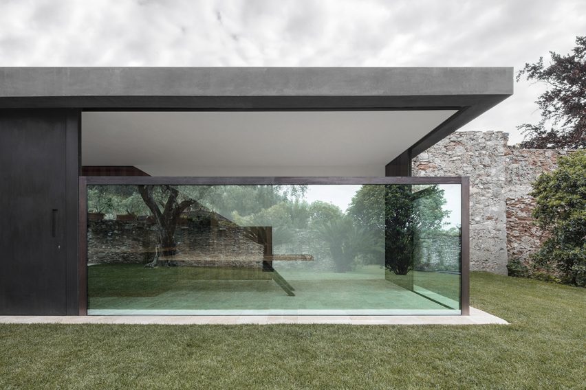 F Holiday Home, Italy, by Bergmeisterwolf Architekten