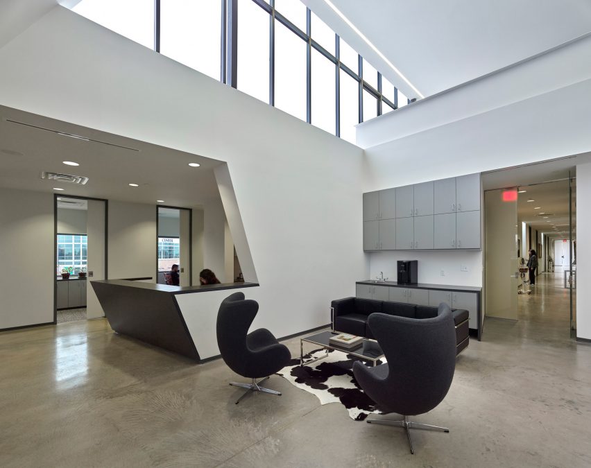 Marlon Blackwell Architects creates Arkansas pediatric clinic