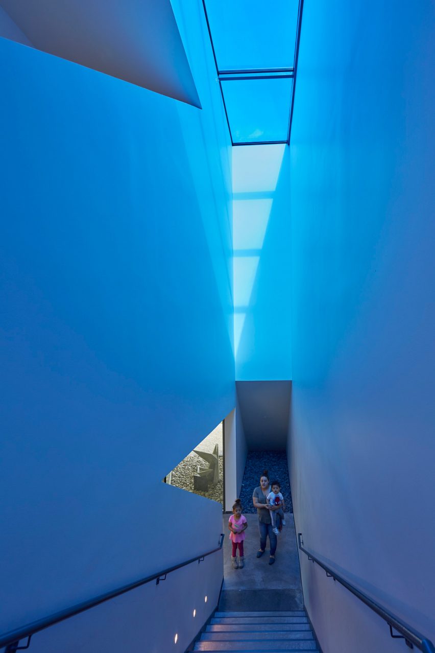 Marlon Blackwell Architects creates Arkansas pediatric clinic
