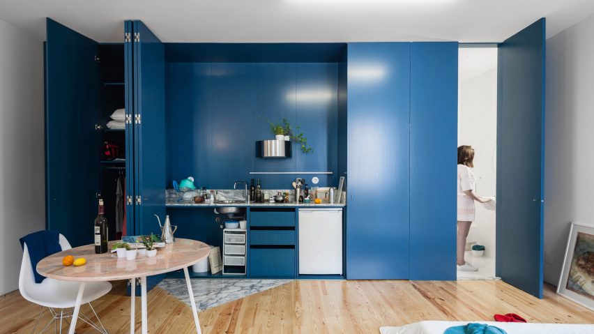 House in Rua Faria Guimãres by Fala Atelier
