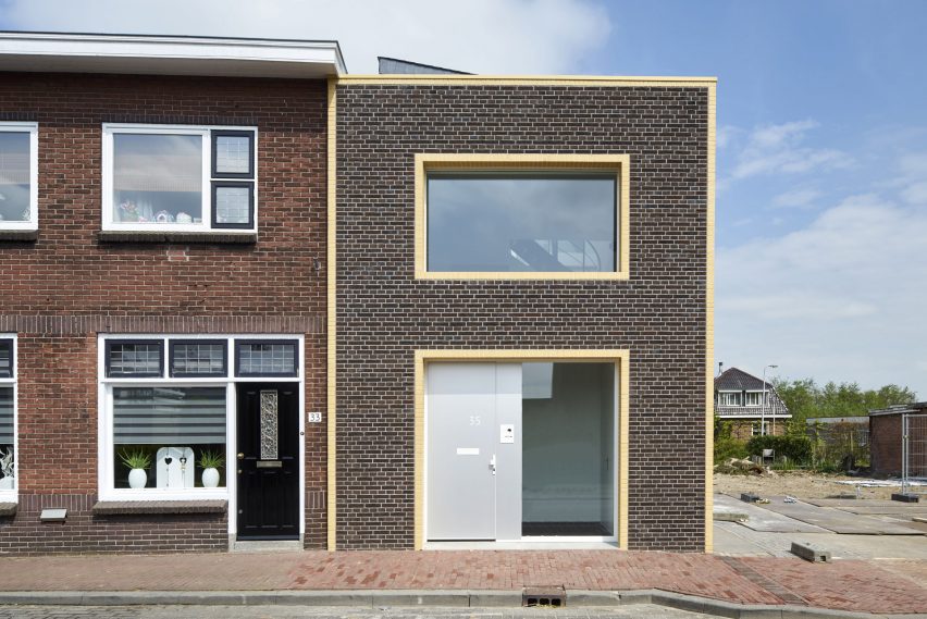 Ruud Visser Architects designs House Meerkerk on traditional Dutch street