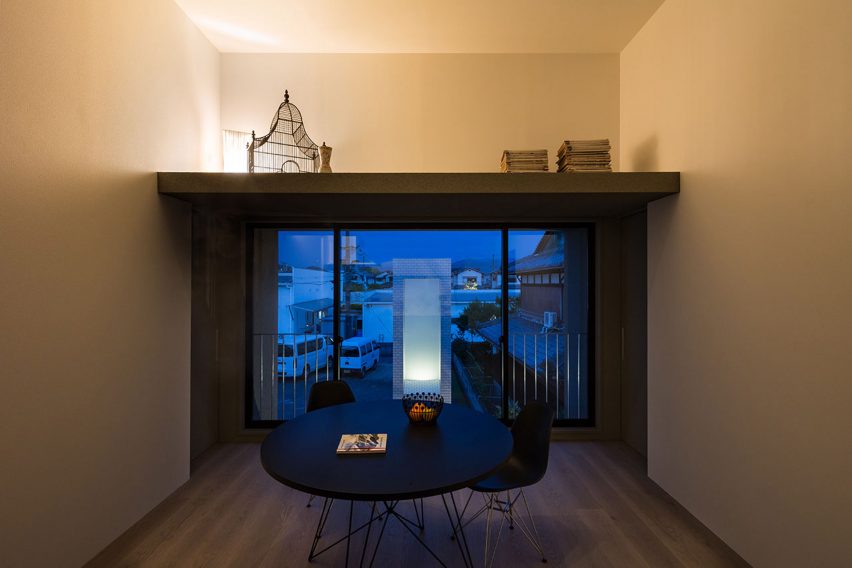 House of Scenes by Koichi Kimura