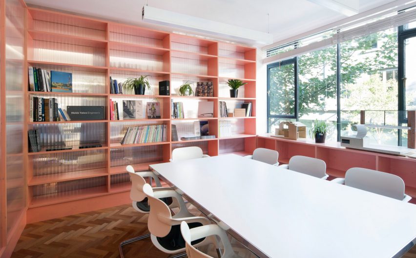 Studio Interrobang refurbishes Shoreditch office