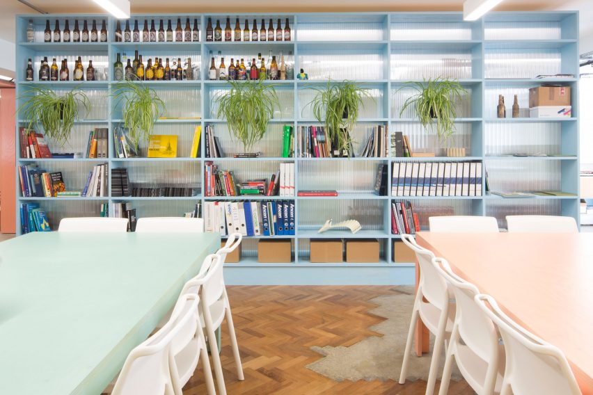 Studio Interrobang refurbishes Shoreditch office