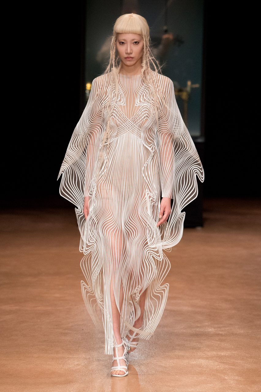 Aeriform couture collection by Iris van Hepen