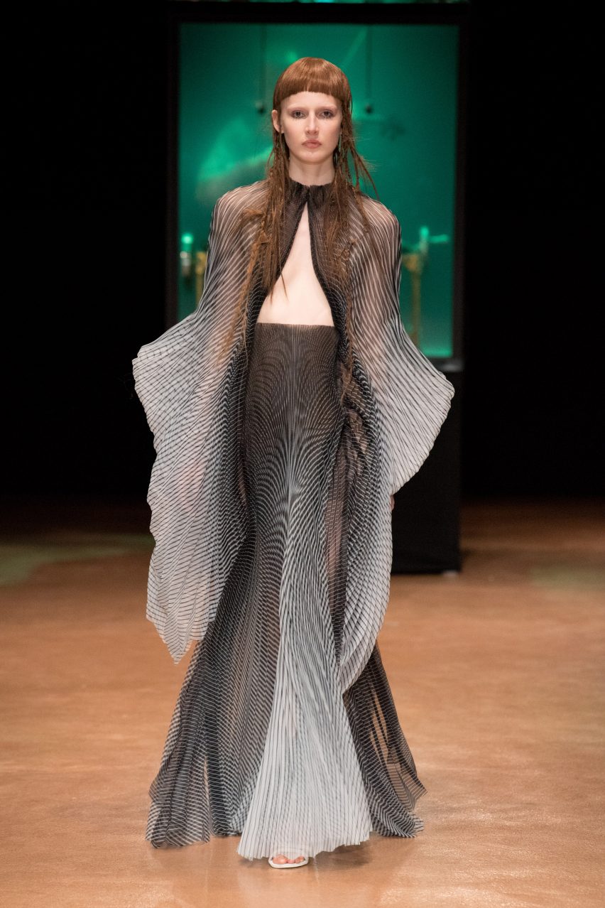 Aeriform couture collection by Iris van Hepen
