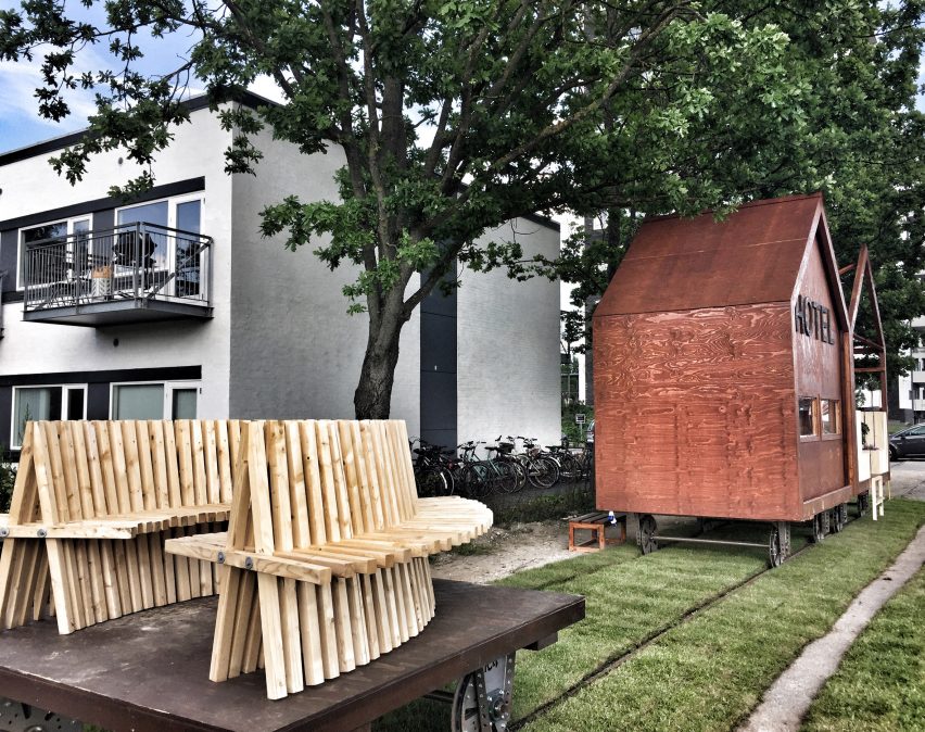 Jesper Hallstrøm Eriksen pop-up train carriages, Denmark, by AART