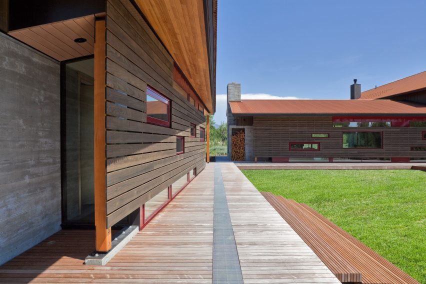John Dodge house by Dynia